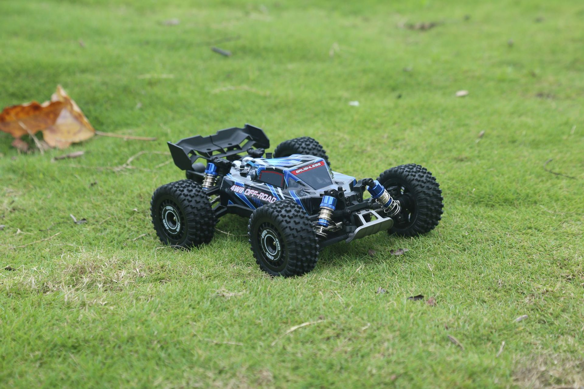 Hyper Go MJX 60km/h - Carro RC Super Rápido, 1/16, 4WD, Brushless