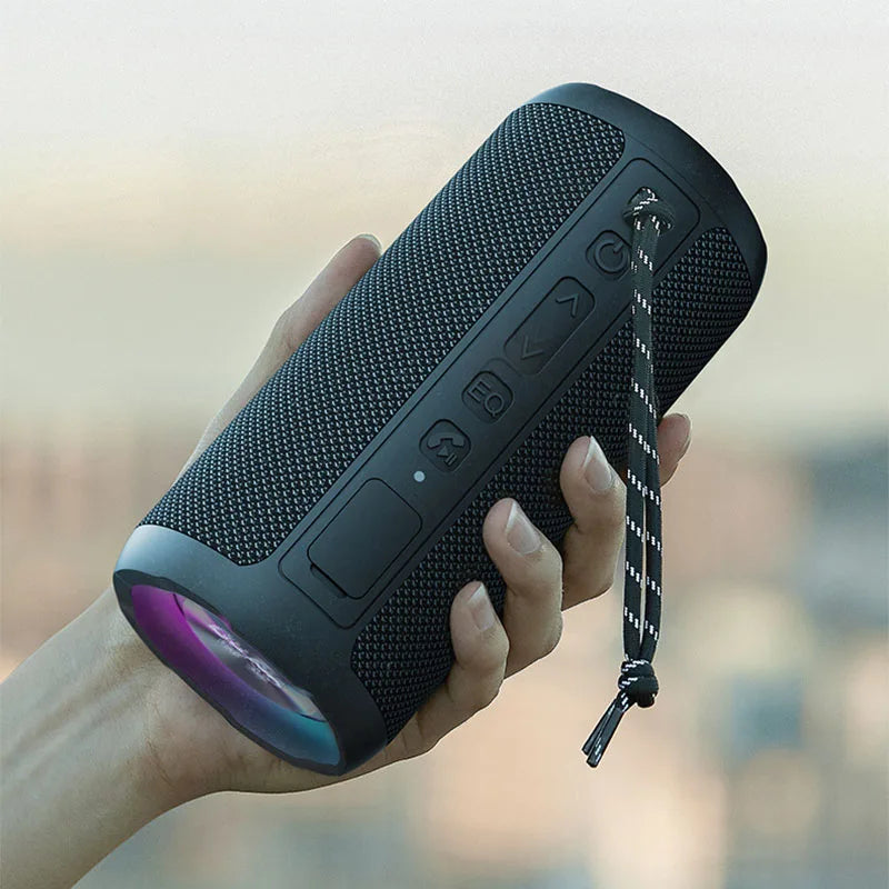 Coluna Bluetooth OHAYO - Bass Boost e RGB - À Prova de Água IPX7, BT 5.3, TWS