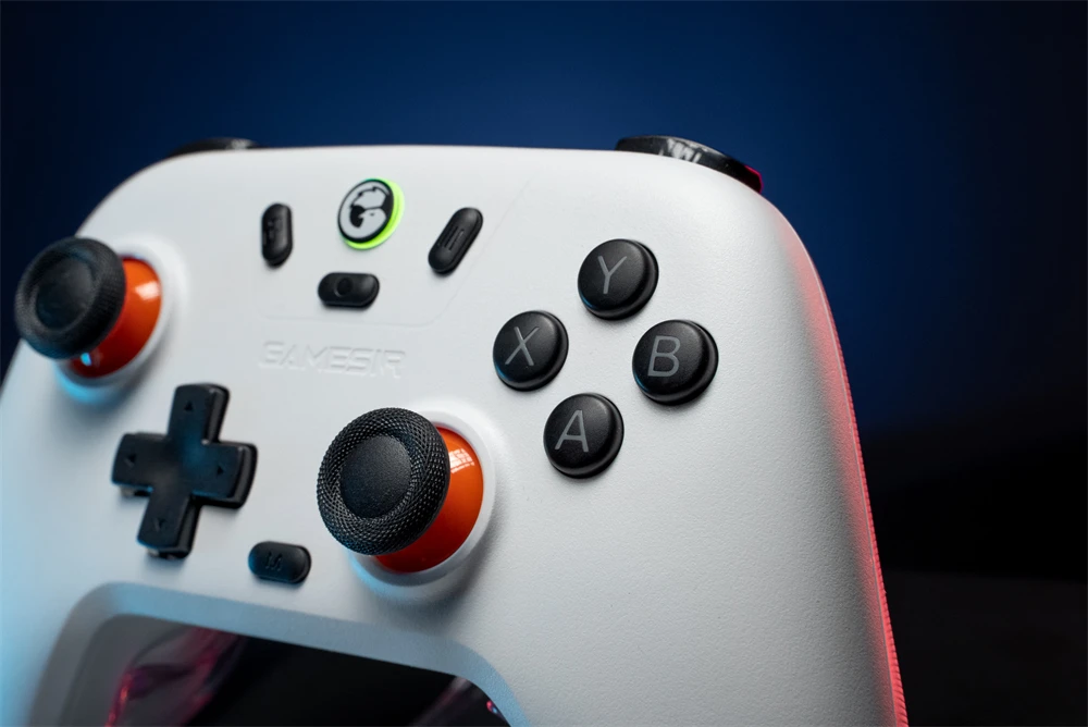 Comando Gaming GAMESIR Nova Lite – Sem Fios, Compatível PC/Switch/Android/iOS, Turbo 20Hz